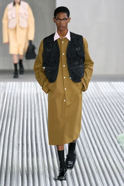 Look 21